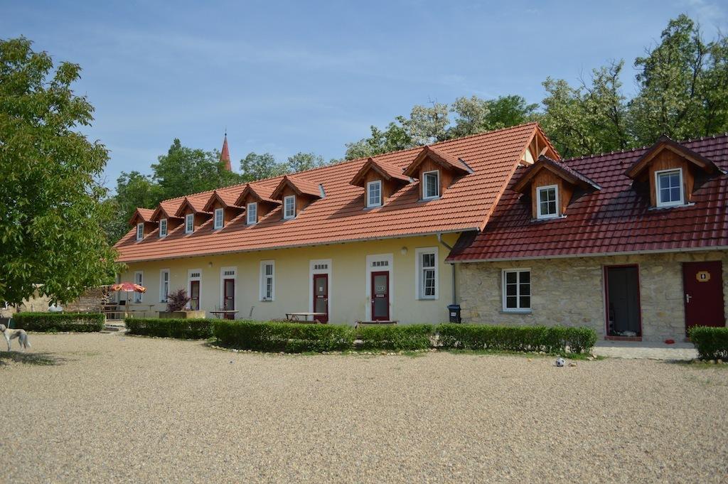 Stara Fara Hotel Chržín Exterior foto